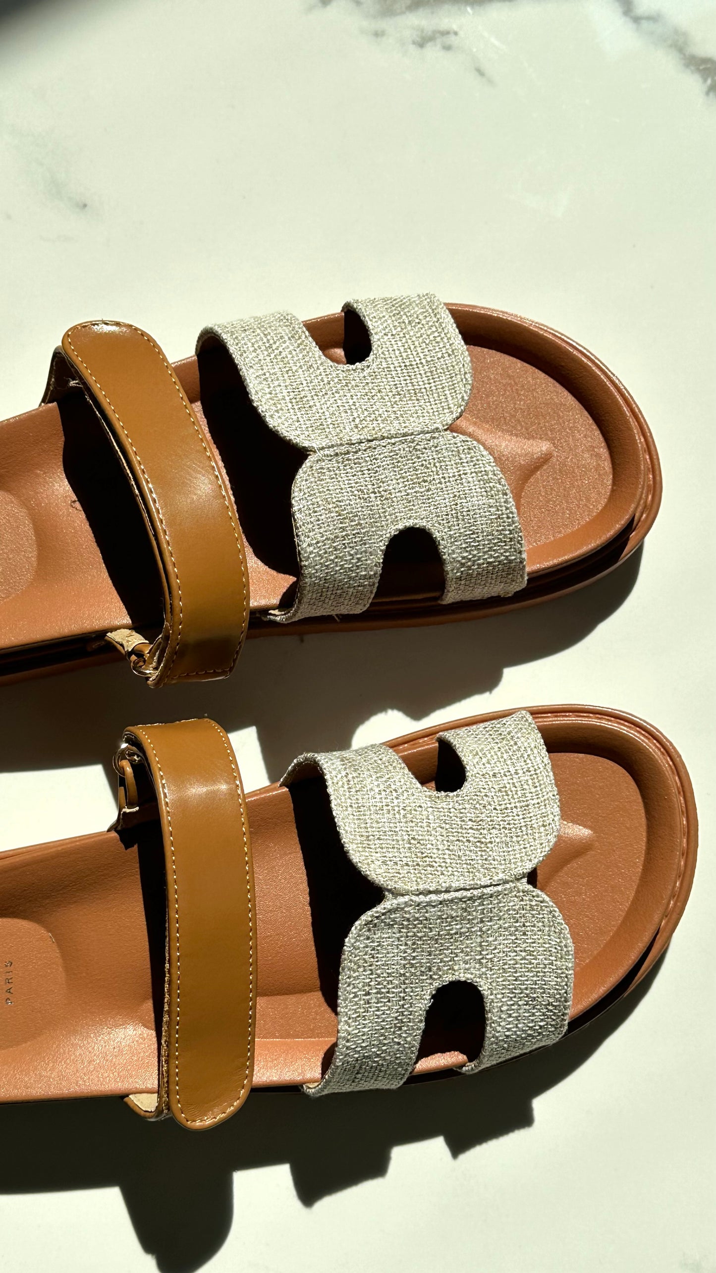 Hermes slippers look a Like